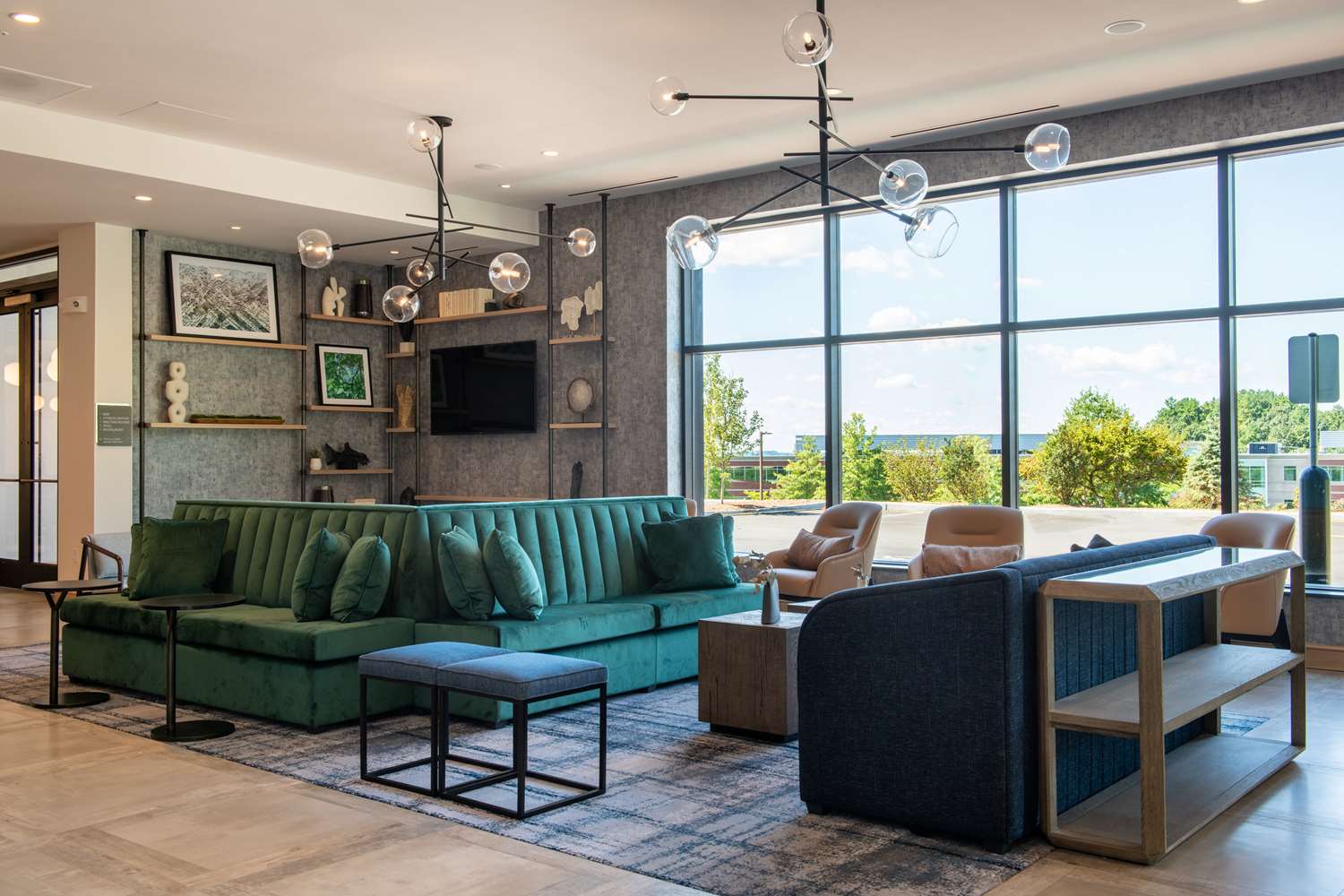 Фото Hilton Garden Inn Boston Canton