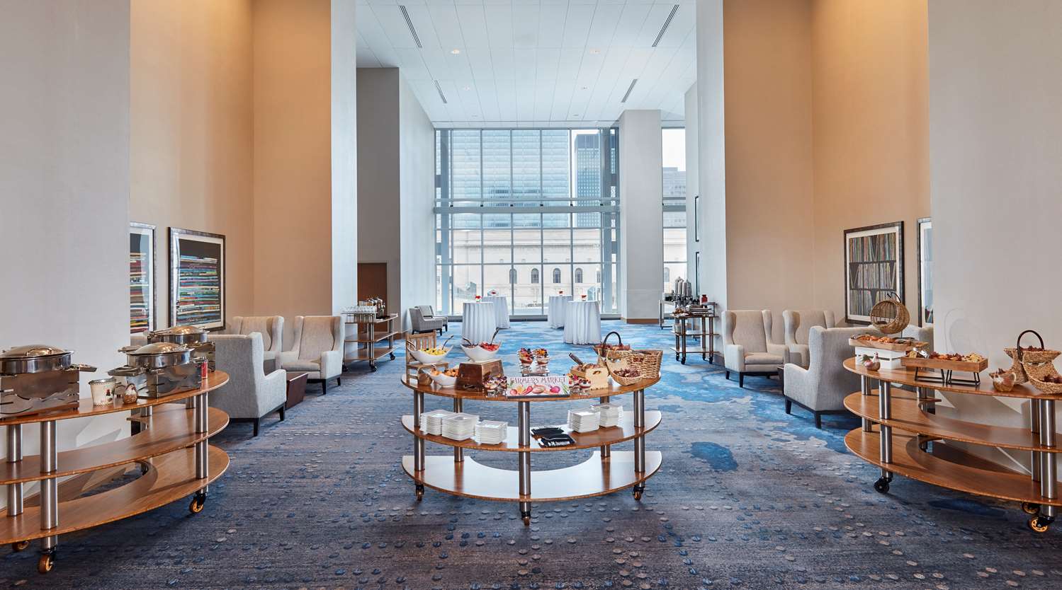 Фото Hilton Cleveland Downtown