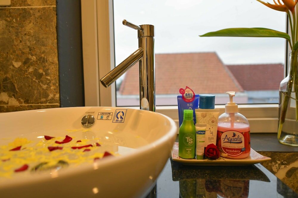 Фото Hoi An Sunny Pool Villa