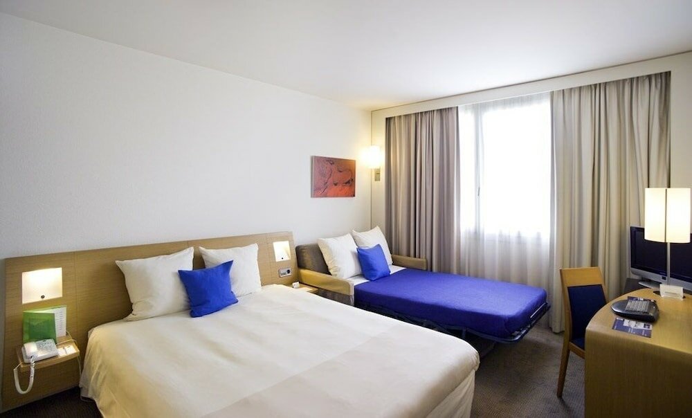 Фото Mercure Aix-en-Provence Beaumanoir