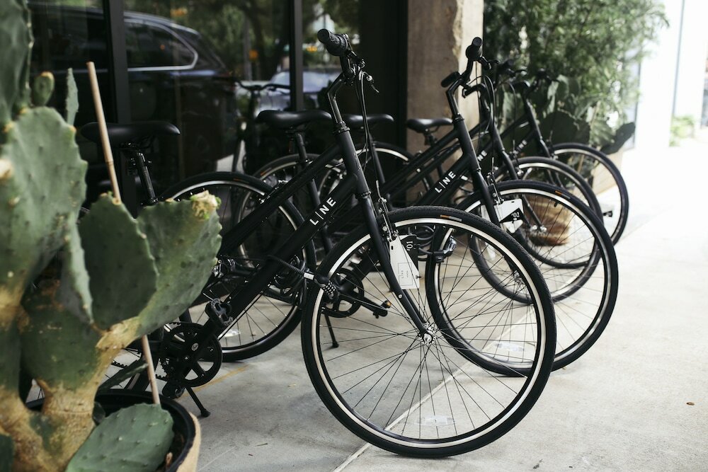 Фото The Line Austin