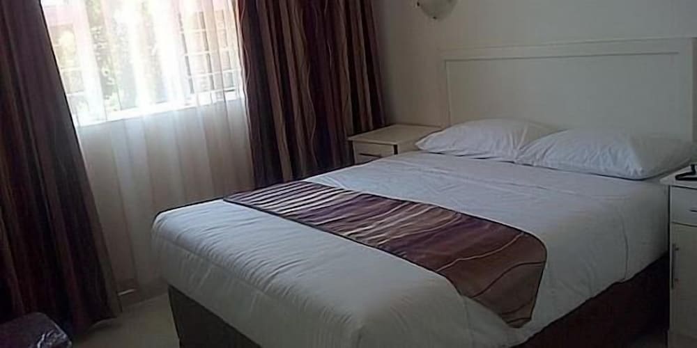 Фото Royal Ushaka Hotel Seaview