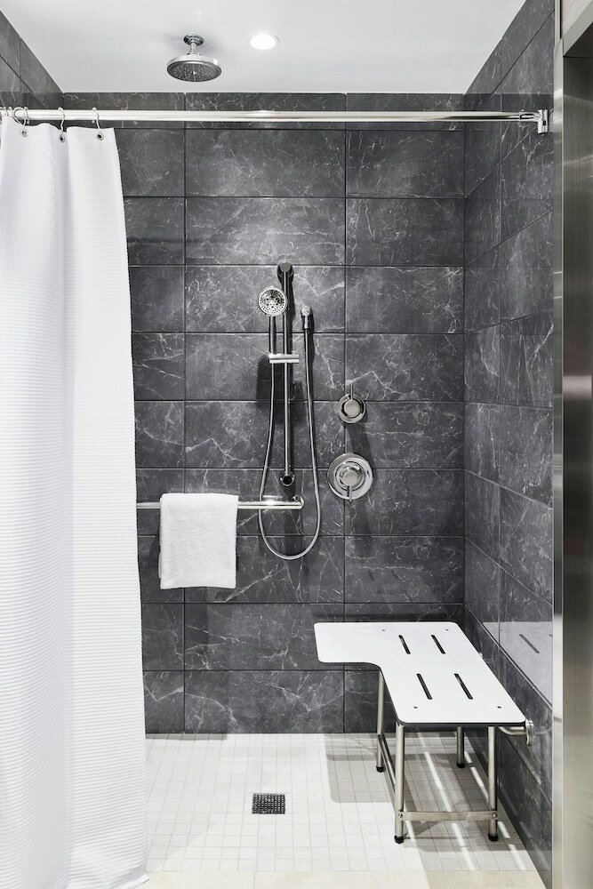 Фото Ac Hotel by Marriott Charlotte Southpark