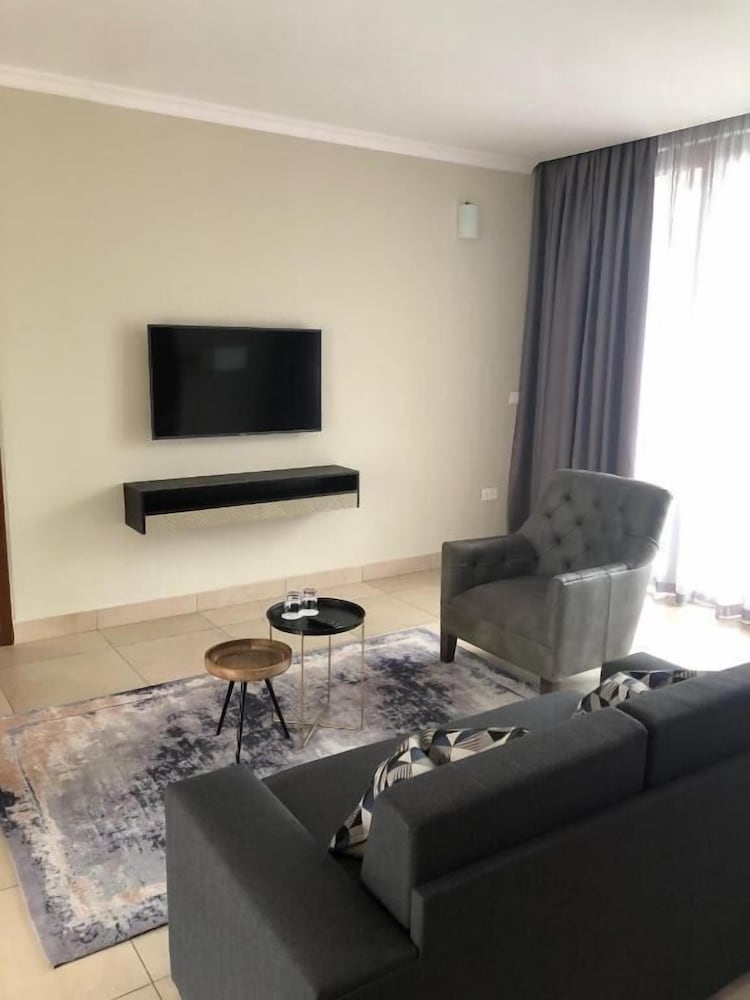 Фото Mythos Boutique Hotel