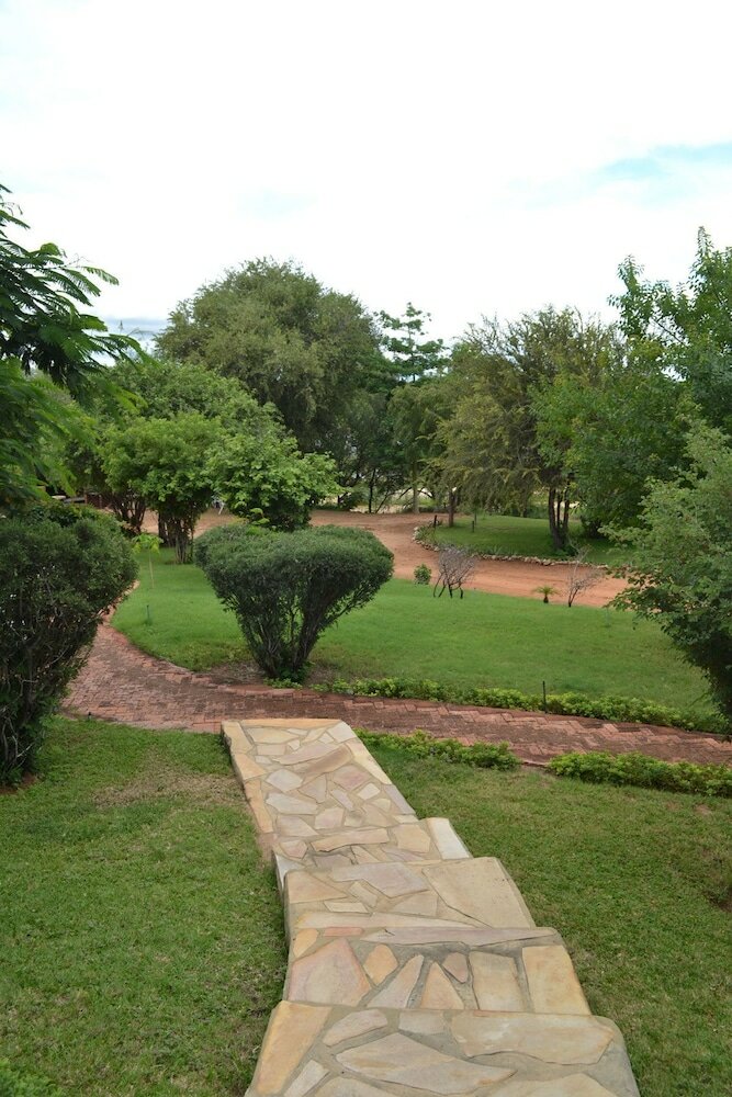 Фото Tambuti Lodge