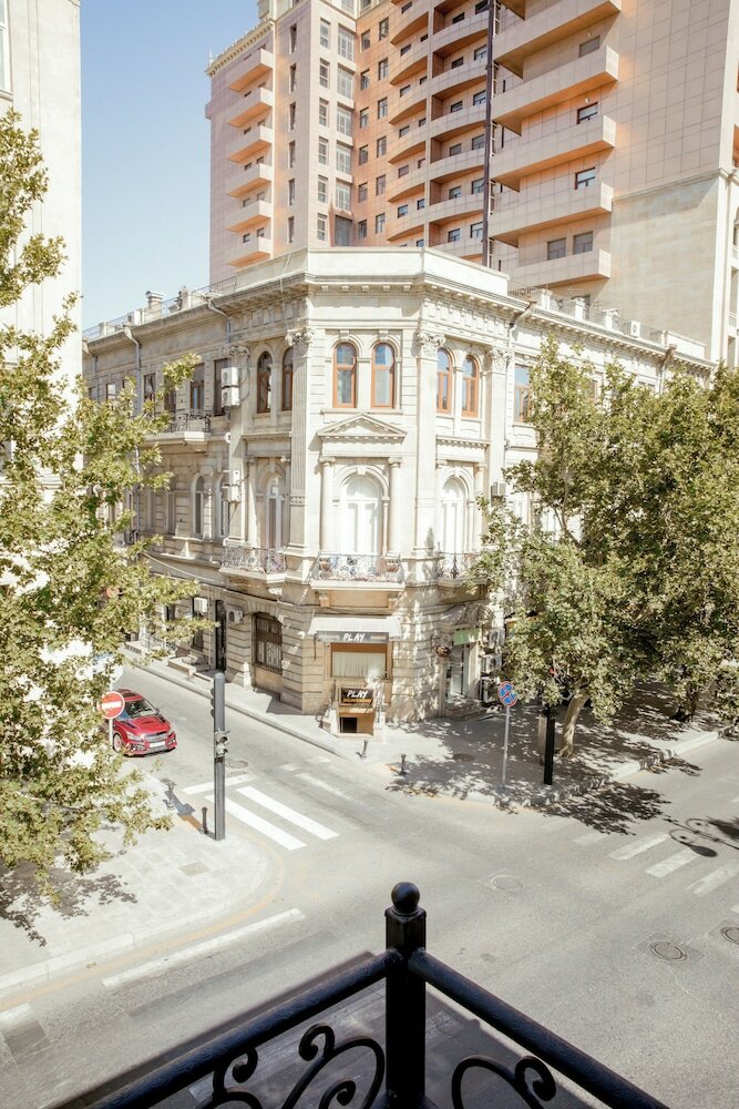 Фото Midway Baku Hotel