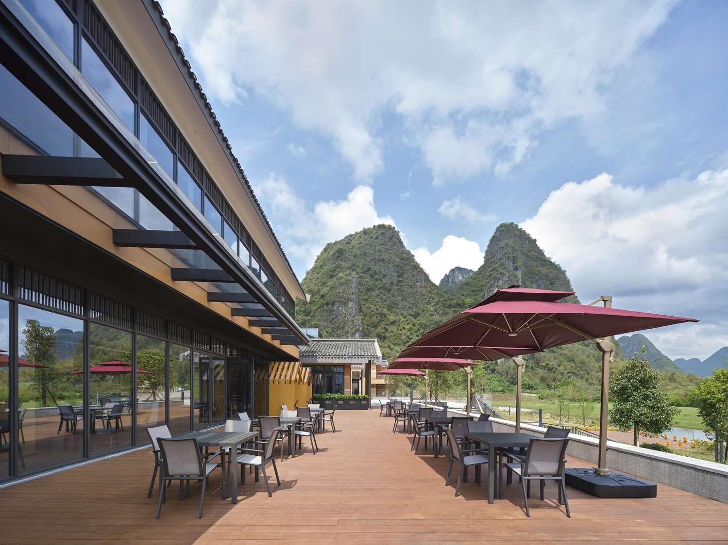 Фото Hilton Garden Inn Guilin Yangshuo