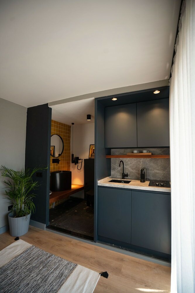 Фото Alp Suites Pinehill