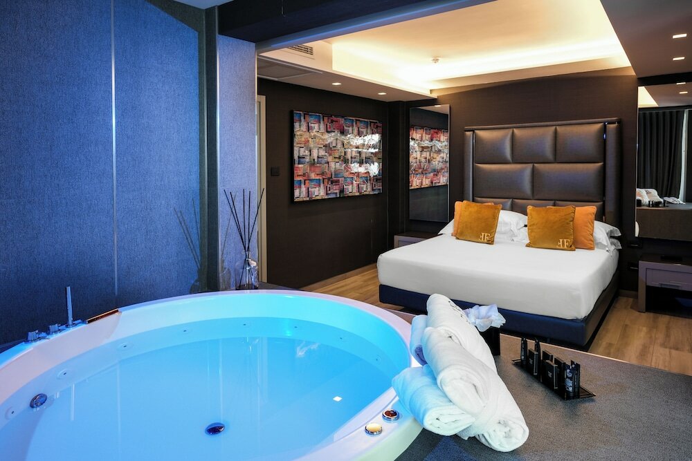 Фото Hotel & Resort Tre Fontane Luxury