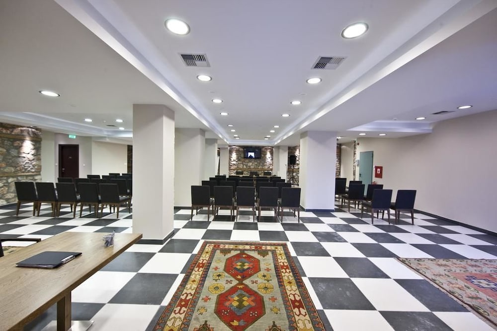 Фото Miramonte Chalet Hotel SPA