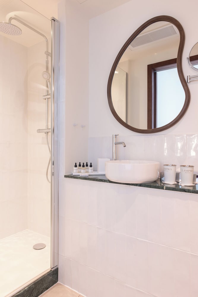 Фото Le Lampika Hotel