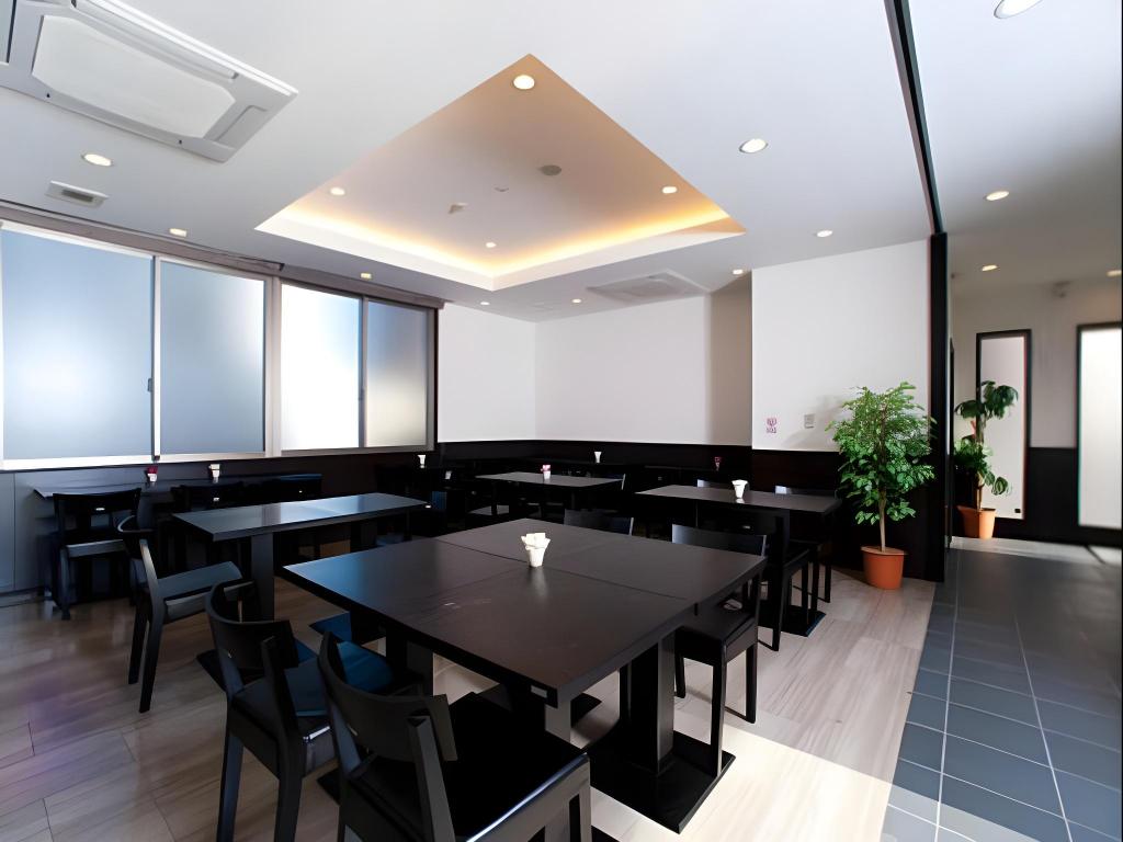 Фото Omura Station Hotel