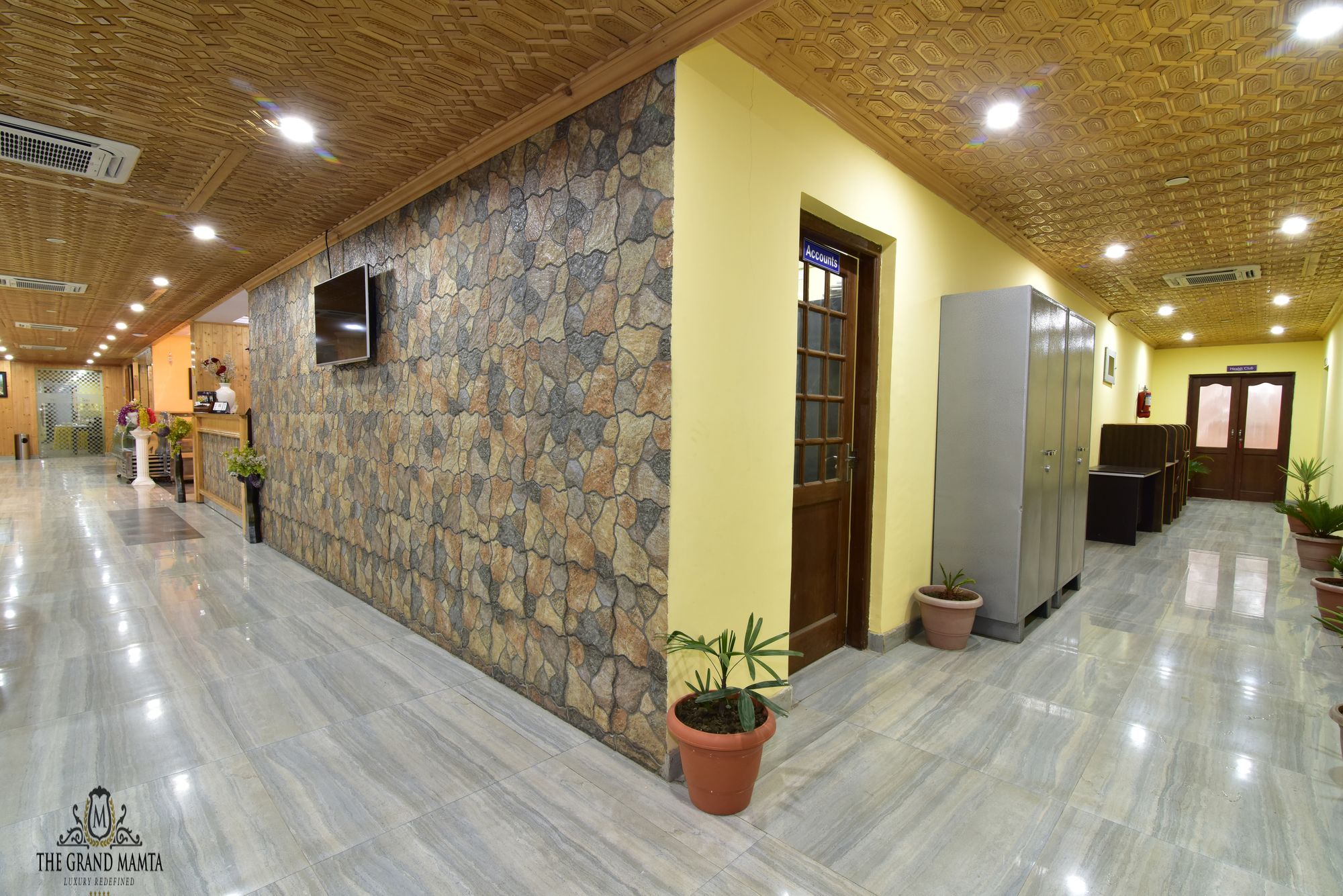 Фото Hotel The Grand Mamta