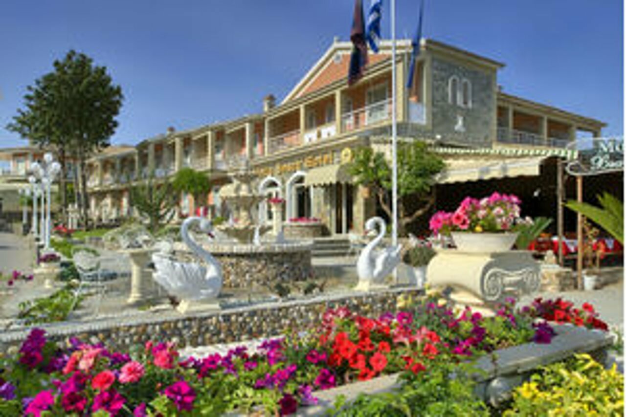 Фото Molfetta Beach Hotel