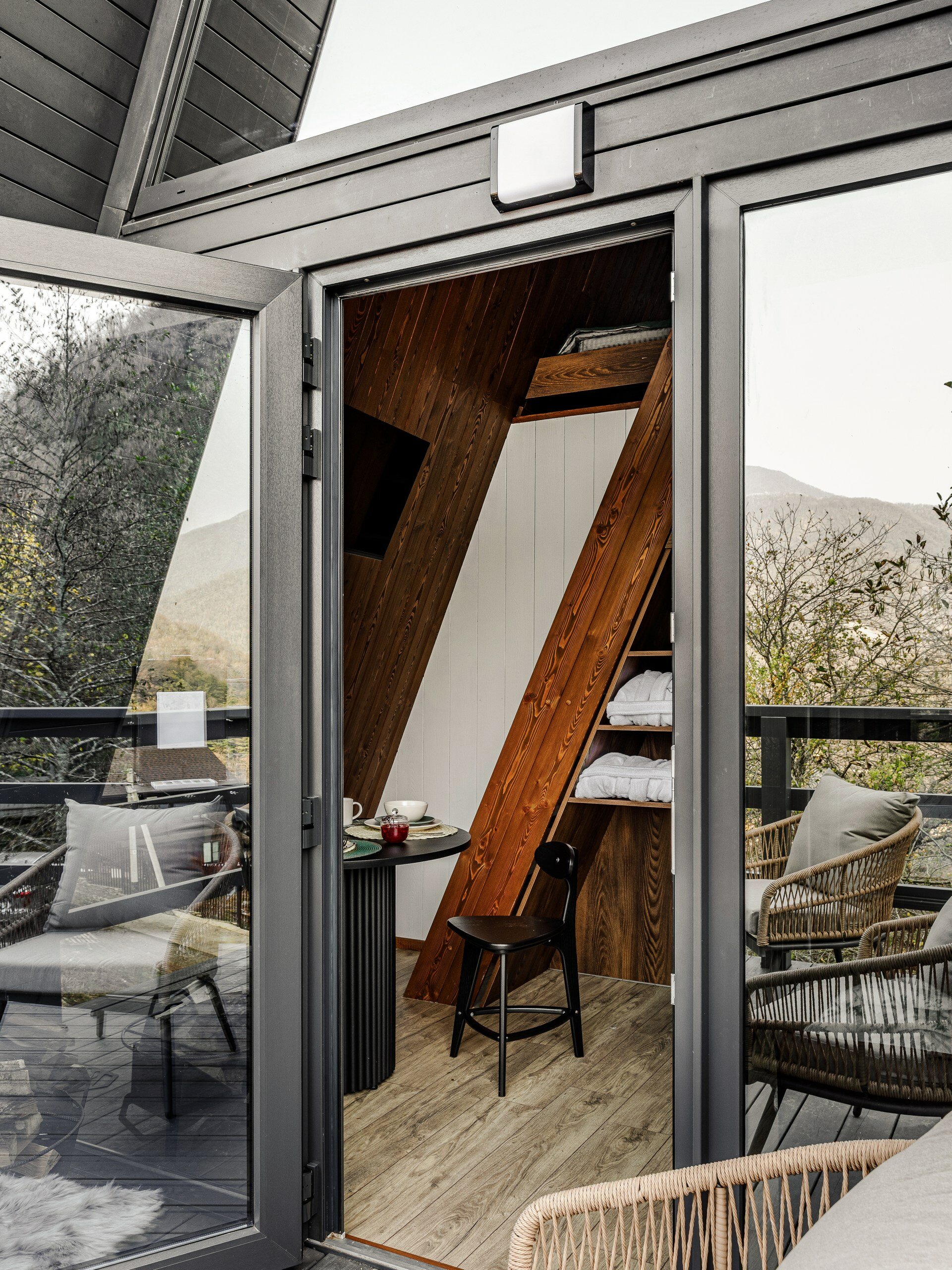 Фото Анвин Фишт