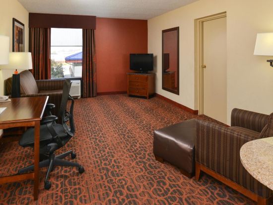 Фото Hampton Inn College Park