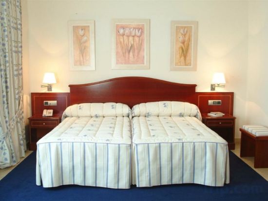 Фото Hotel Gran Legazpi