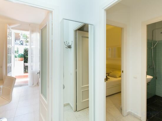 Фото Jasmine Apart