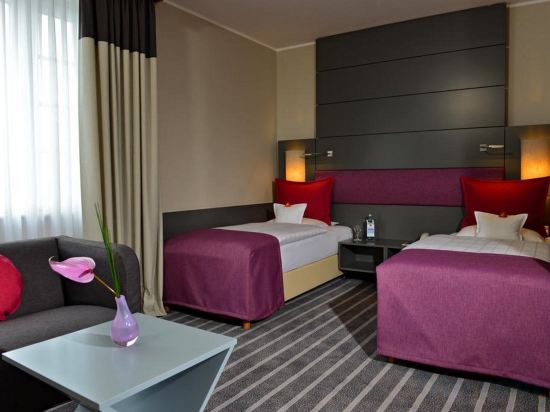 Фото Best Western Premier Parkhotel Kronsberg