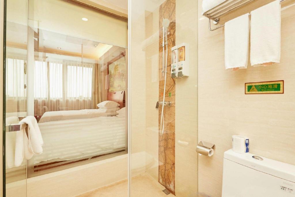 Фото Vienna International Hotel Shanghai Fengxian Nanqiao