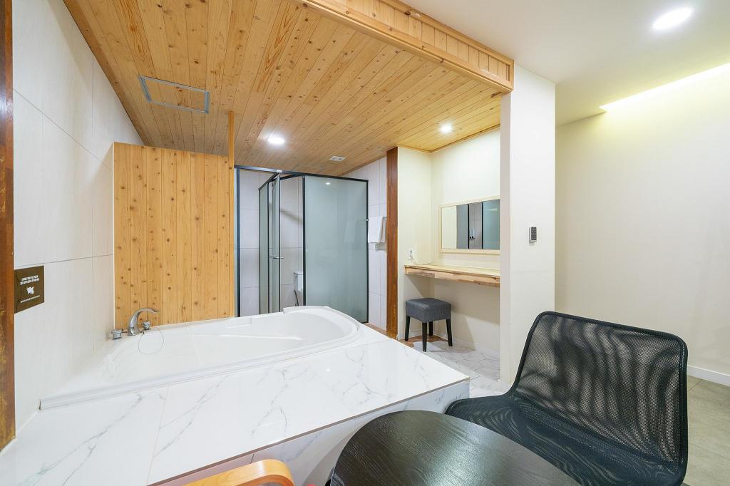 Фото Jawoori Hotel Do An