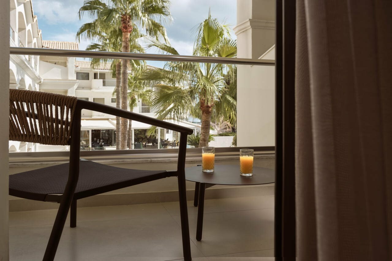 Фото Atlantis Hotel