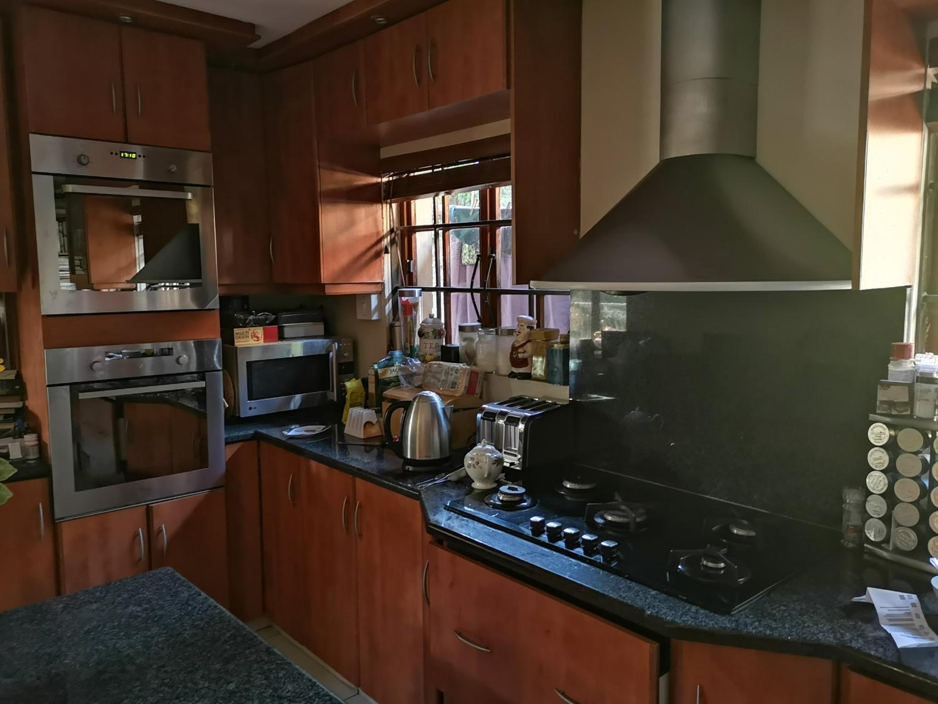 Фото Ekhaya Guest House