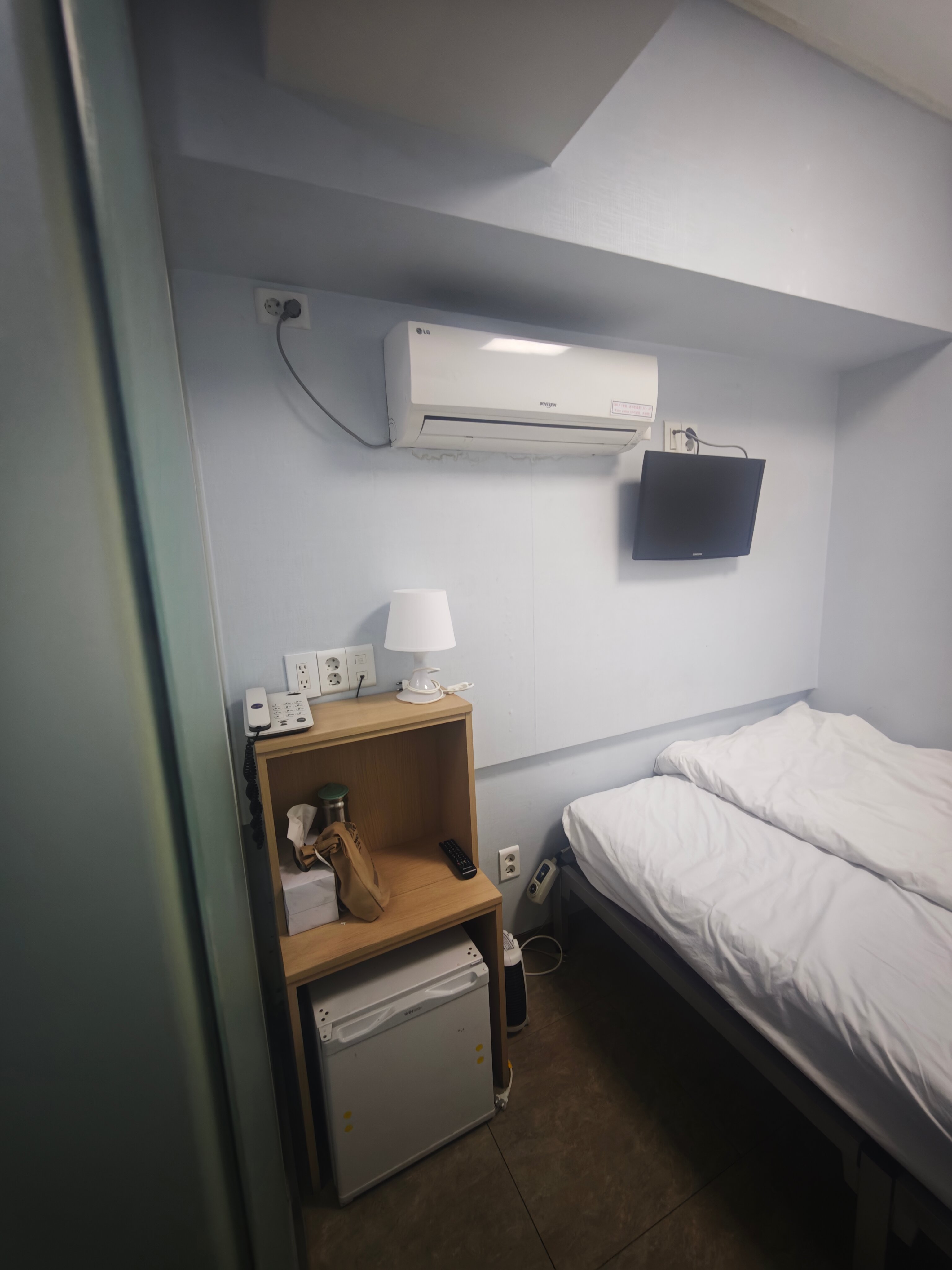 Фото Rainbow Hotel Myeongdong