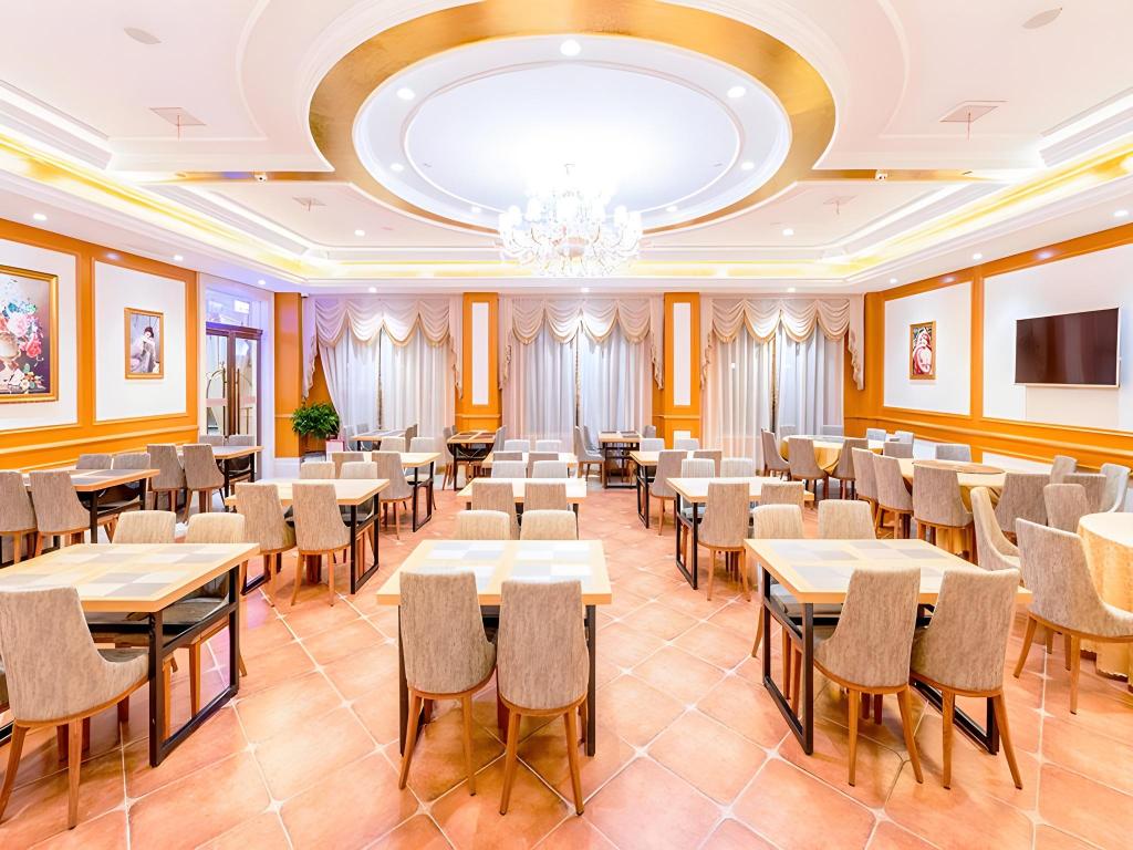 Фото Vienna Hotel