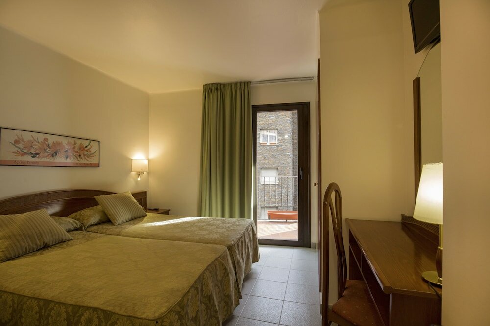 Фото Hotel Cervol