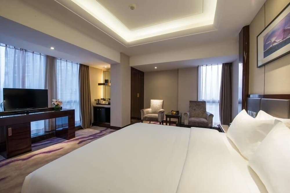 Фото Grand Mercure Wuhan Qiaokou