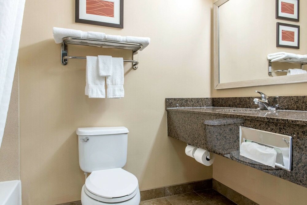 Фото Comfort Inn & Suites Porter near Indiana Dunes