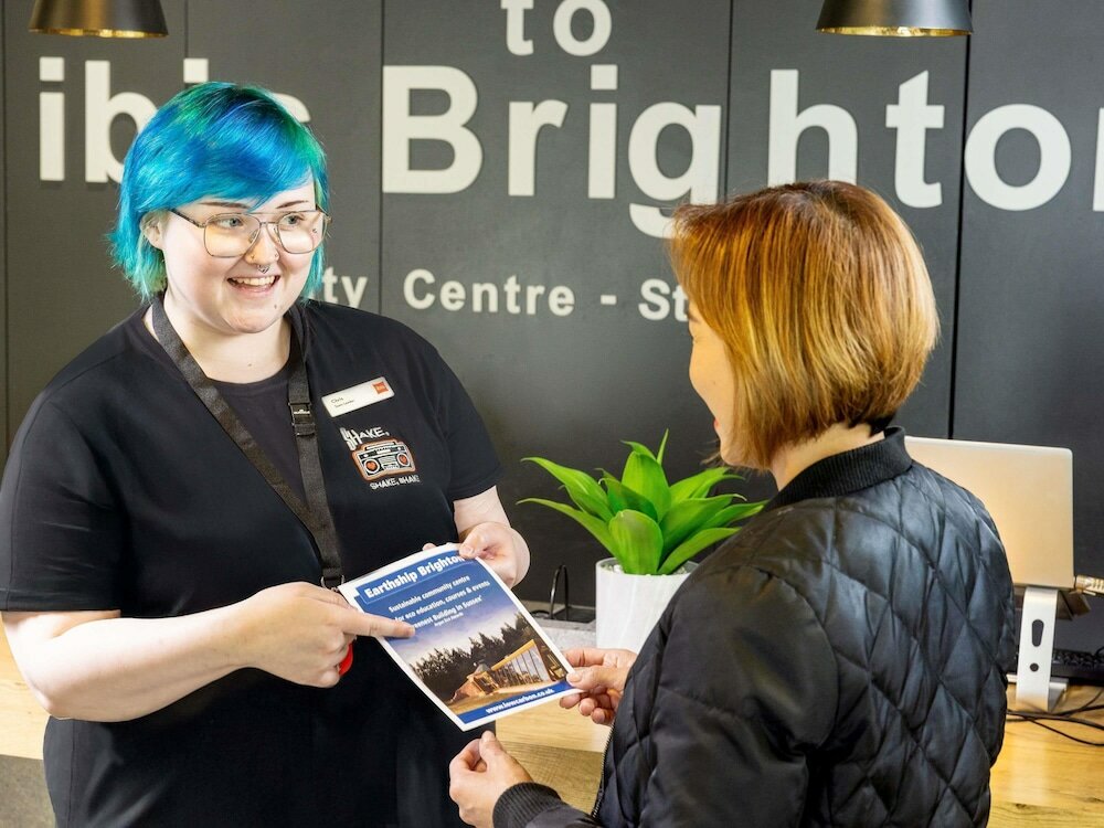 Фото Ibis Brighton City Centre - Station