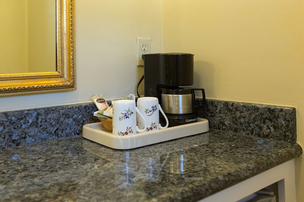 Фото Normandy Inn