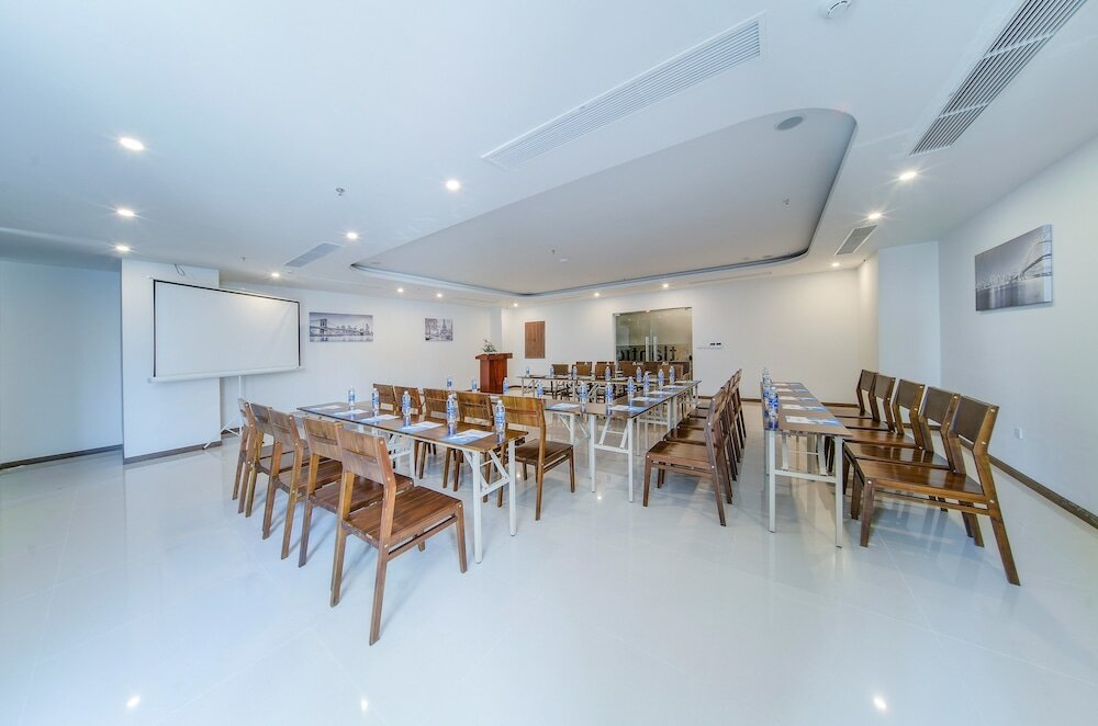 Фото Atlantic Nha Trang Hotel
