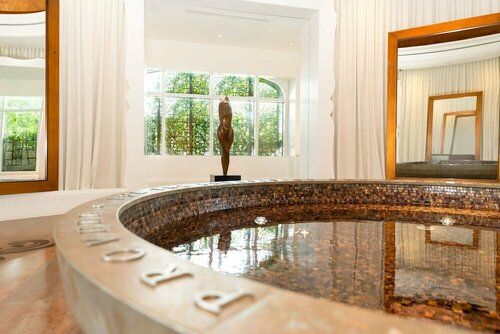 Санаторий Eau Palm Beach Resort & SPA в Лейк Уорте