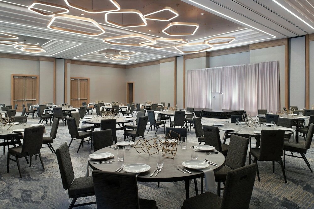 Фото Lexington Marriott City Center