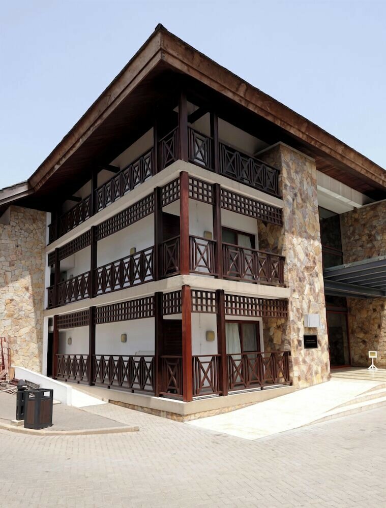 Фото Labadi Beach Hotel