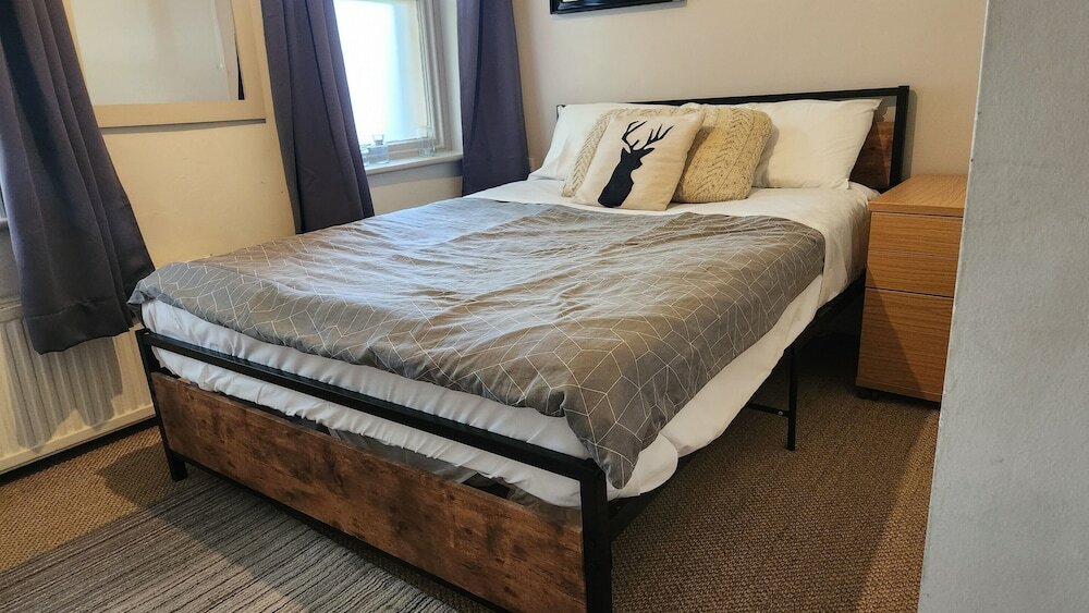 Фото Cornerstones Guest House