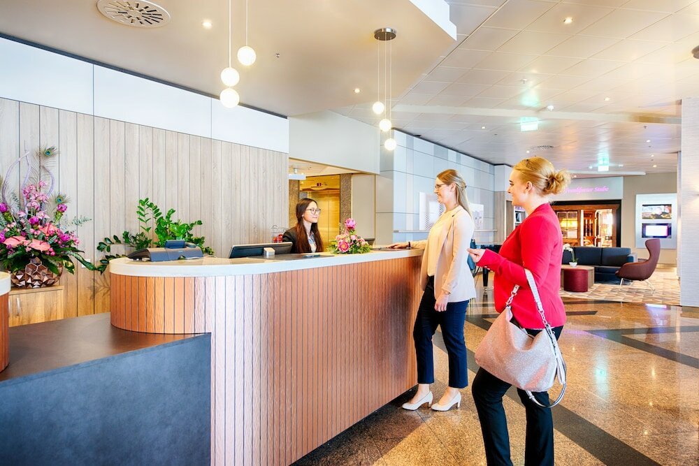 Фото Crowne Plaza Frankfurt Congress Hotel, an Ihg Hotel