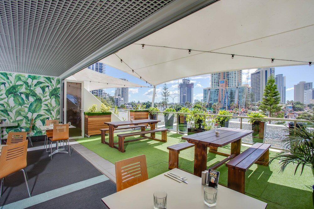 Фото Mantra on View Surfers Paradise