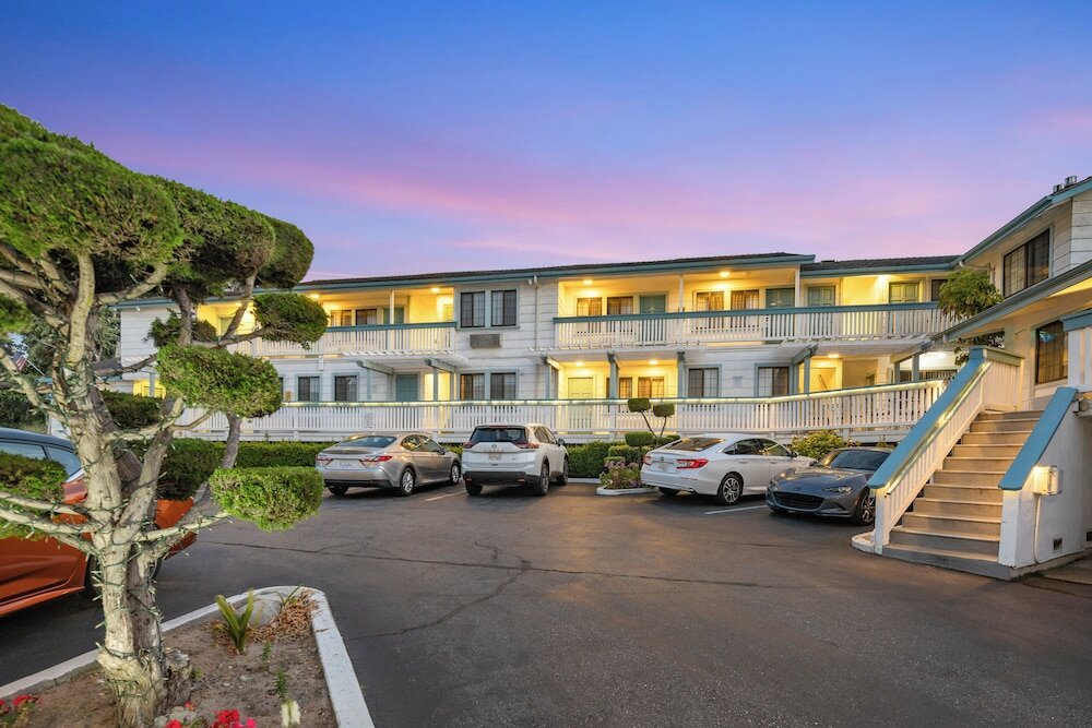 Фото Arbor Inn Monterey