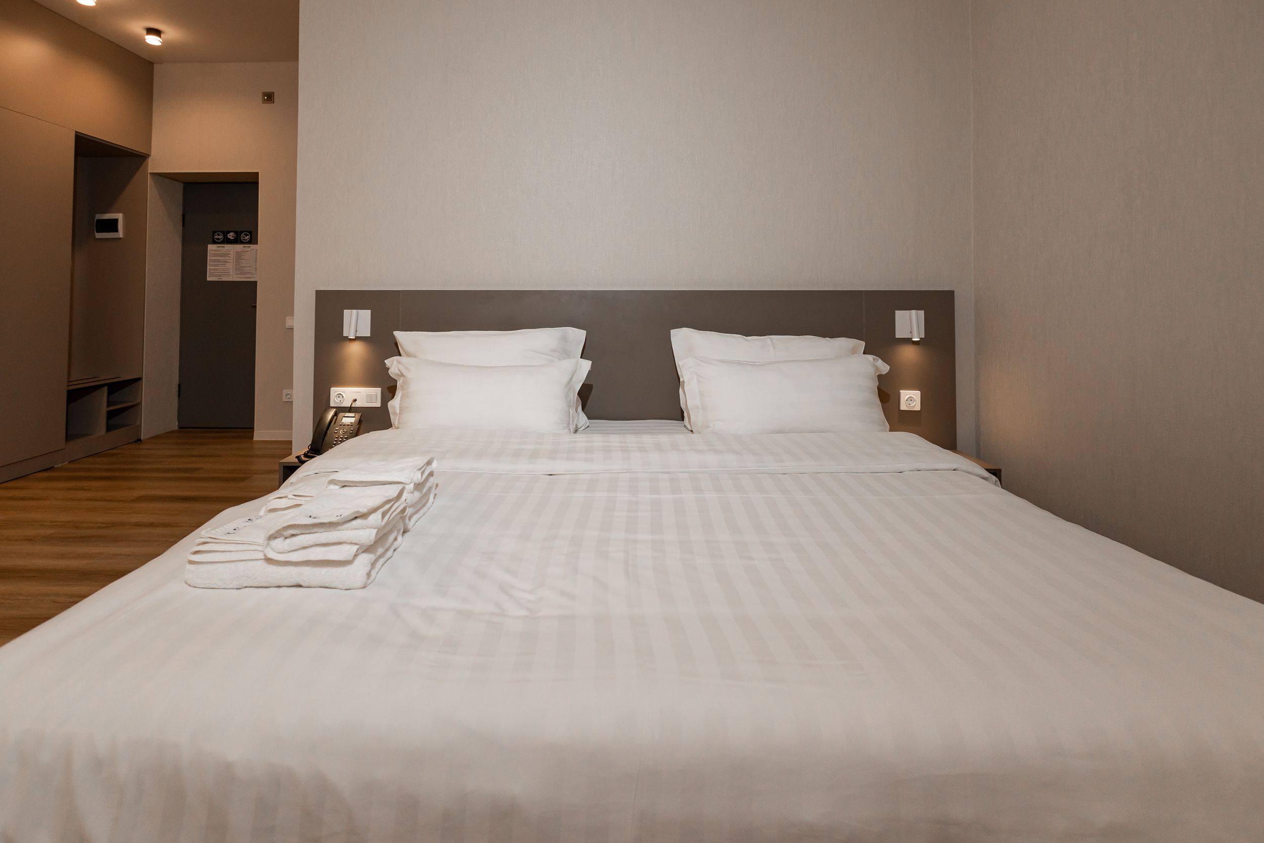 Фото Aston Hotel