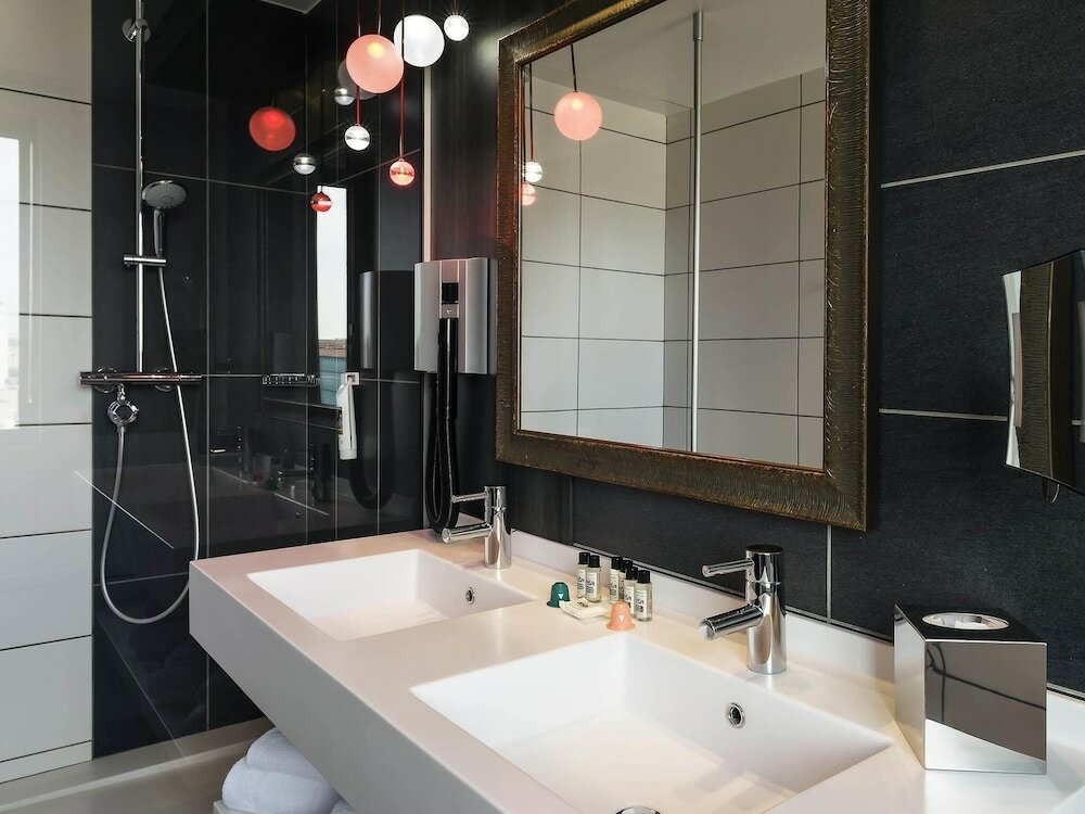 Фото Mercure Lyon Centre Part Dieu