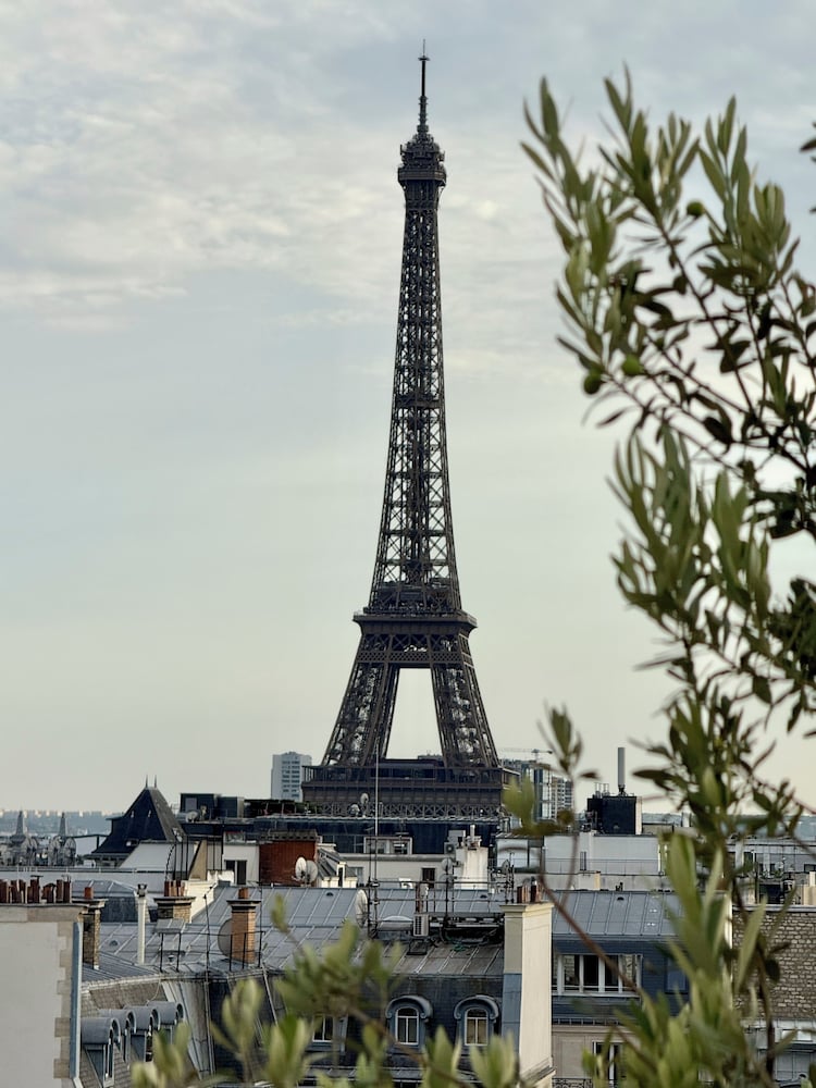 Фото Hôtel Marignan Champs Elysées