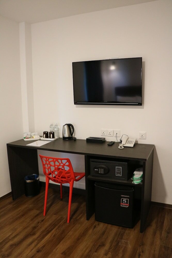 Фото Hotel Longhouse