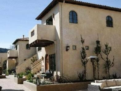 Внешний вид отеля North Block Hotel в Юнтвилле, фото 5