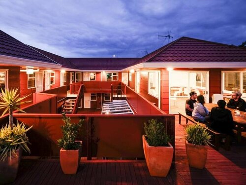 Хостел Haka Lodge Taupo в Таупо
