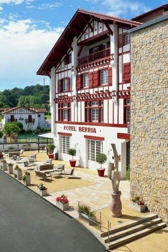 Гостиница Hôtel Berria в Байонне
