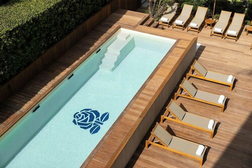 Гостиница Mob Hotel Cannes в Каннах